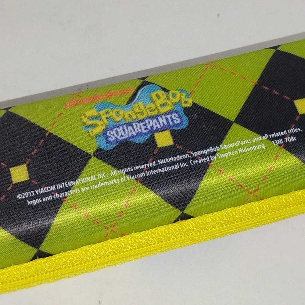 NEW - Kids Nickelodeon Spongebob Squarepants Eyeglasses Sunglasses Case W/ Clip